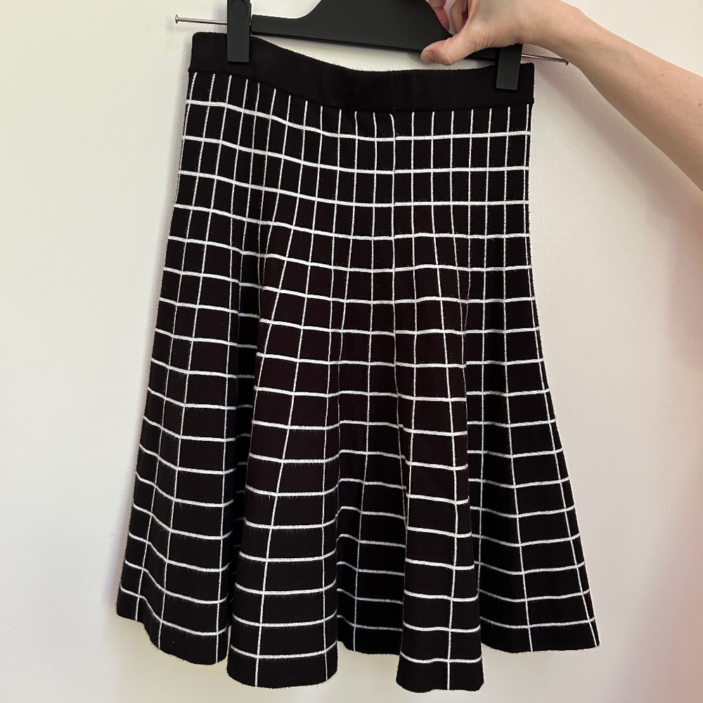 Black and White Knit Geometric Skirt